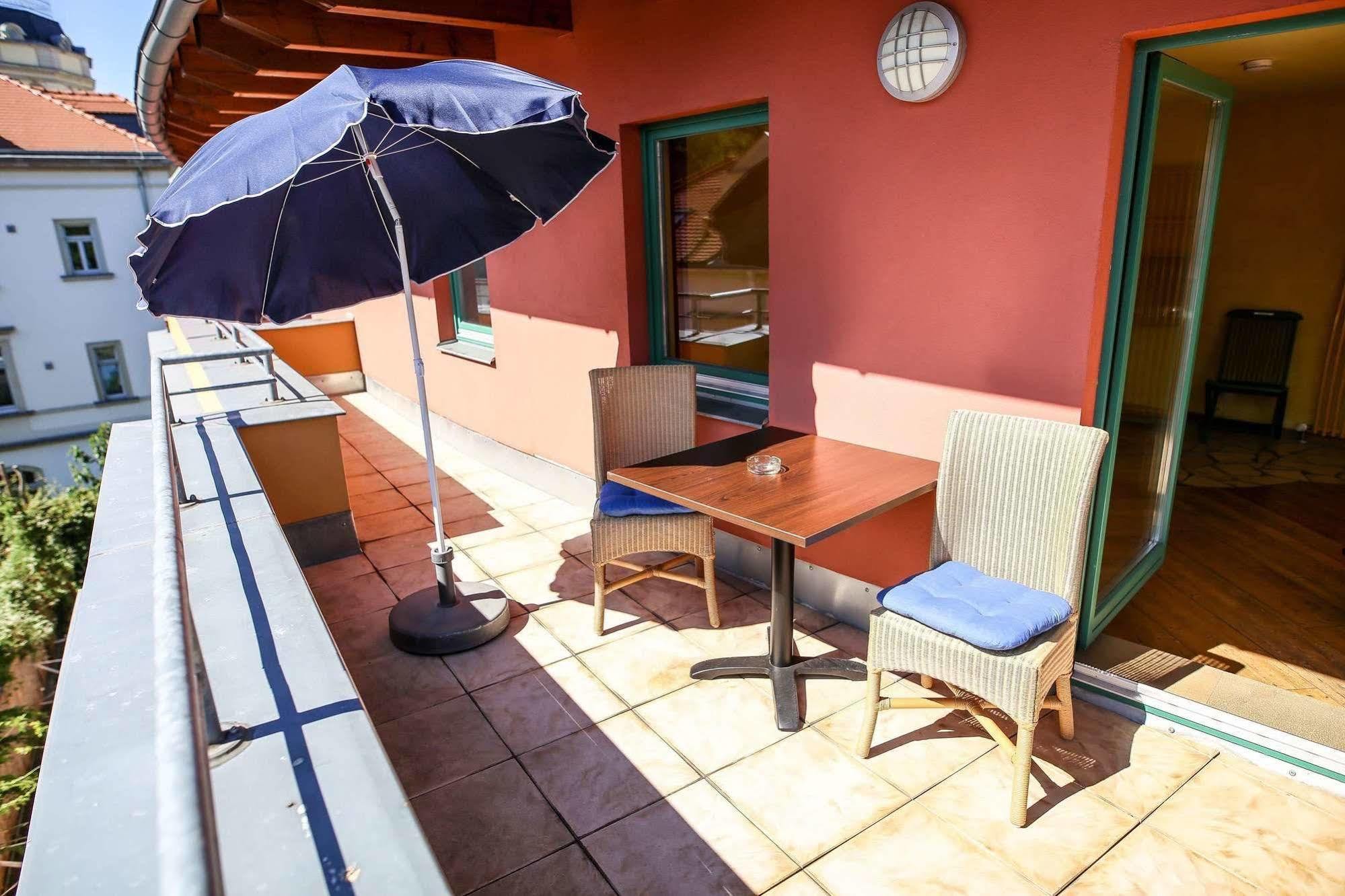 Backstage Hotel Dresden Exterior foto