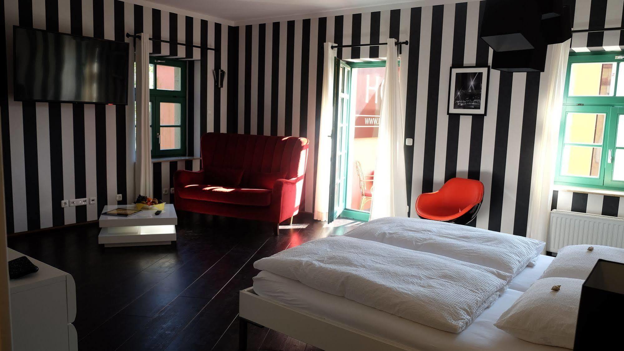Backstage Hotel Dresden Exterior foto